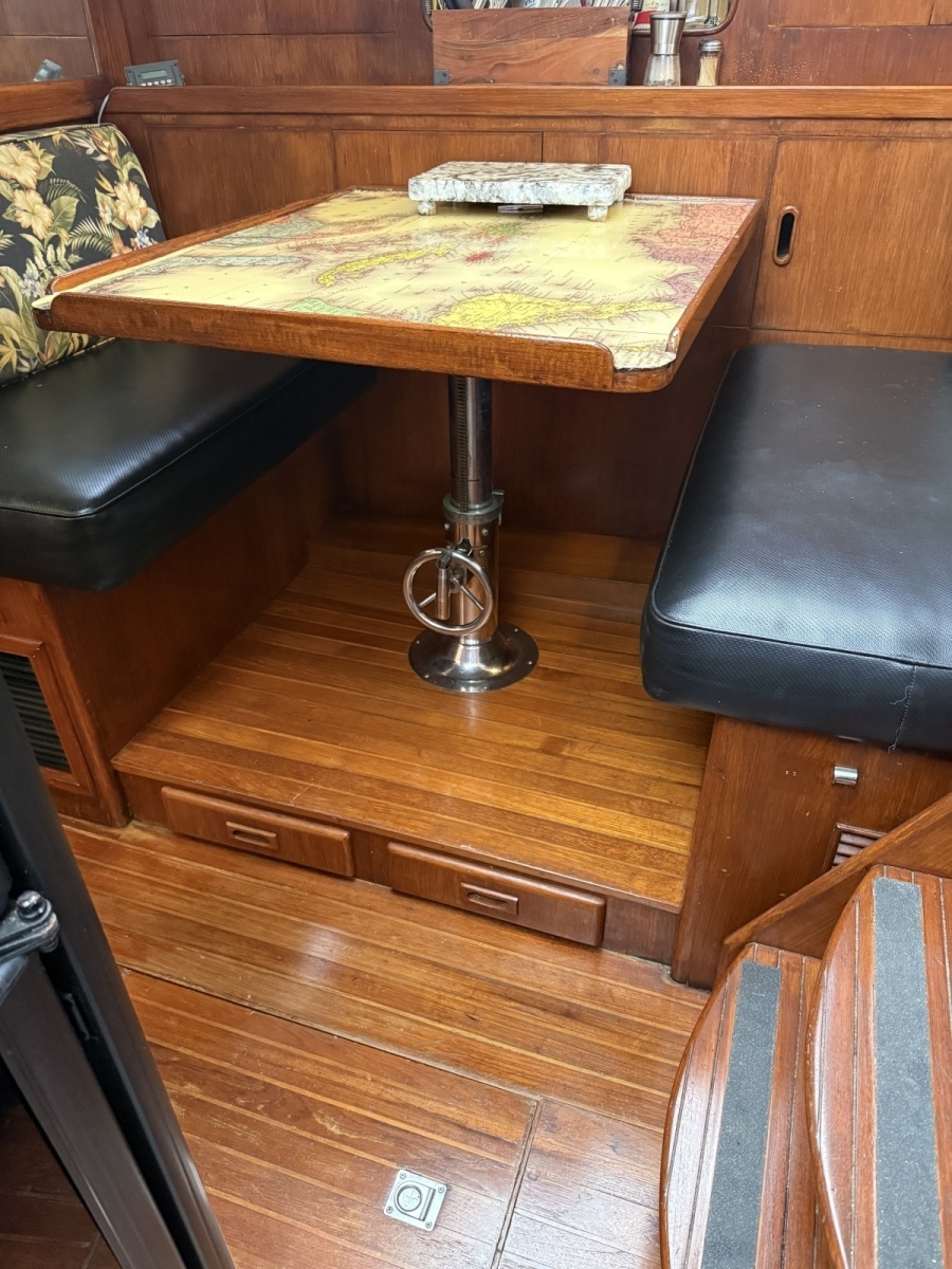 35ft President Yacht For Sale