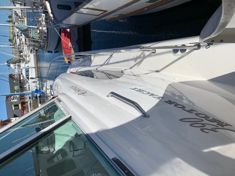 R Sea Cat 42ft Sea Ray Yacht For Sale