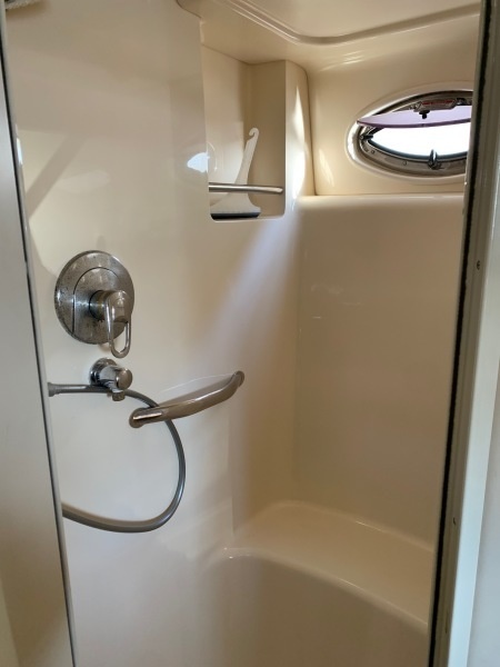 R Sea Cat 42ft Sea Ray Yacht For Sale