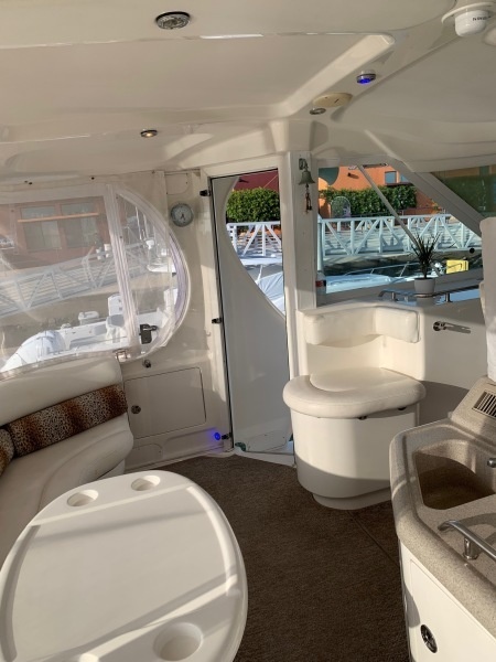 R Sea Cat 42ft Sea Ray Yacht For Sale