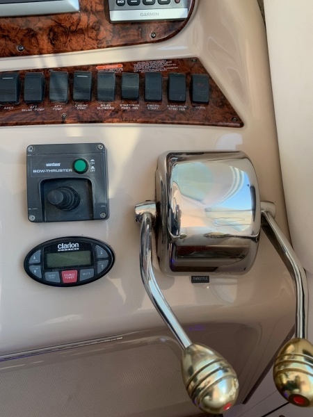 R Sea Cat 42ft Sea Ray Yacht For Sale