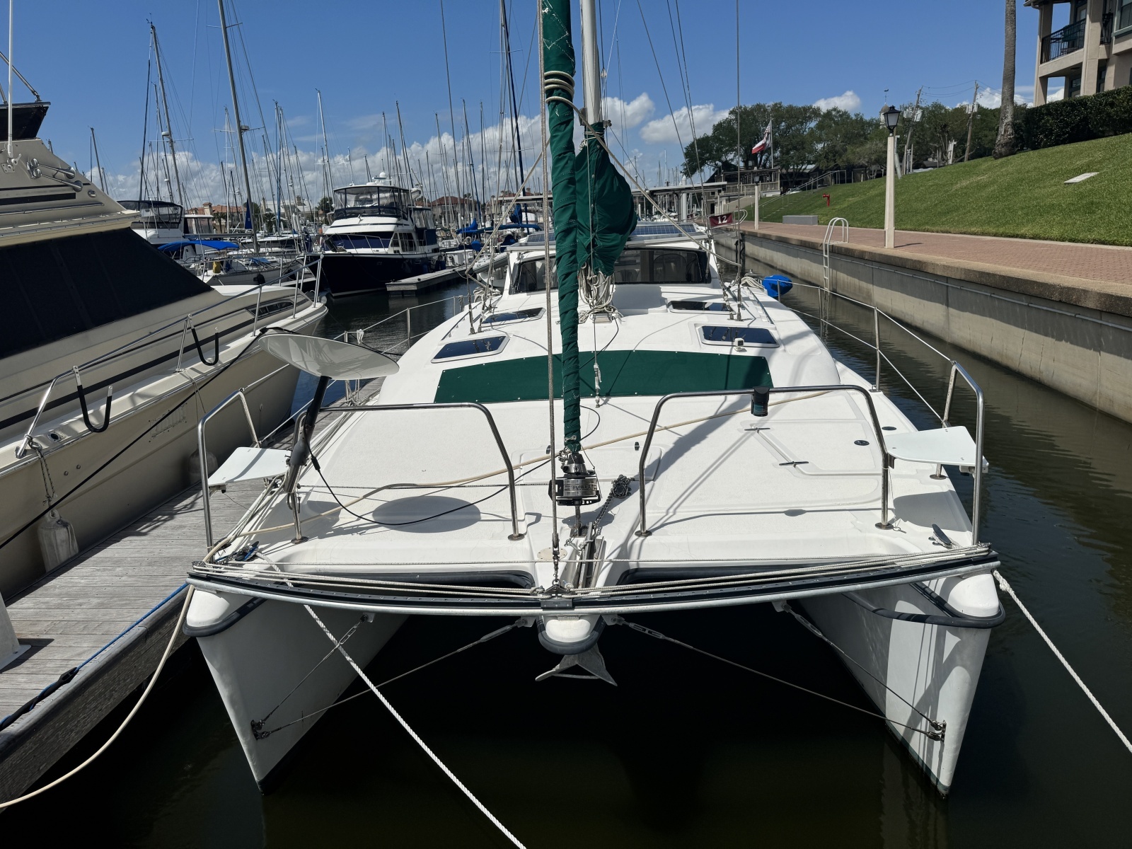 Vivace 34ft Gemini Yacht For Sale