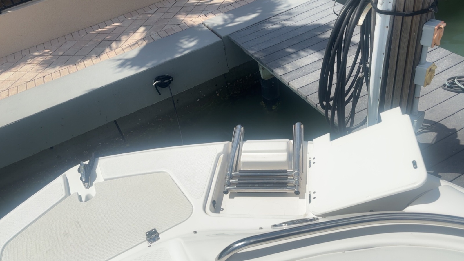 24ft Hurricane Yacht For Sale