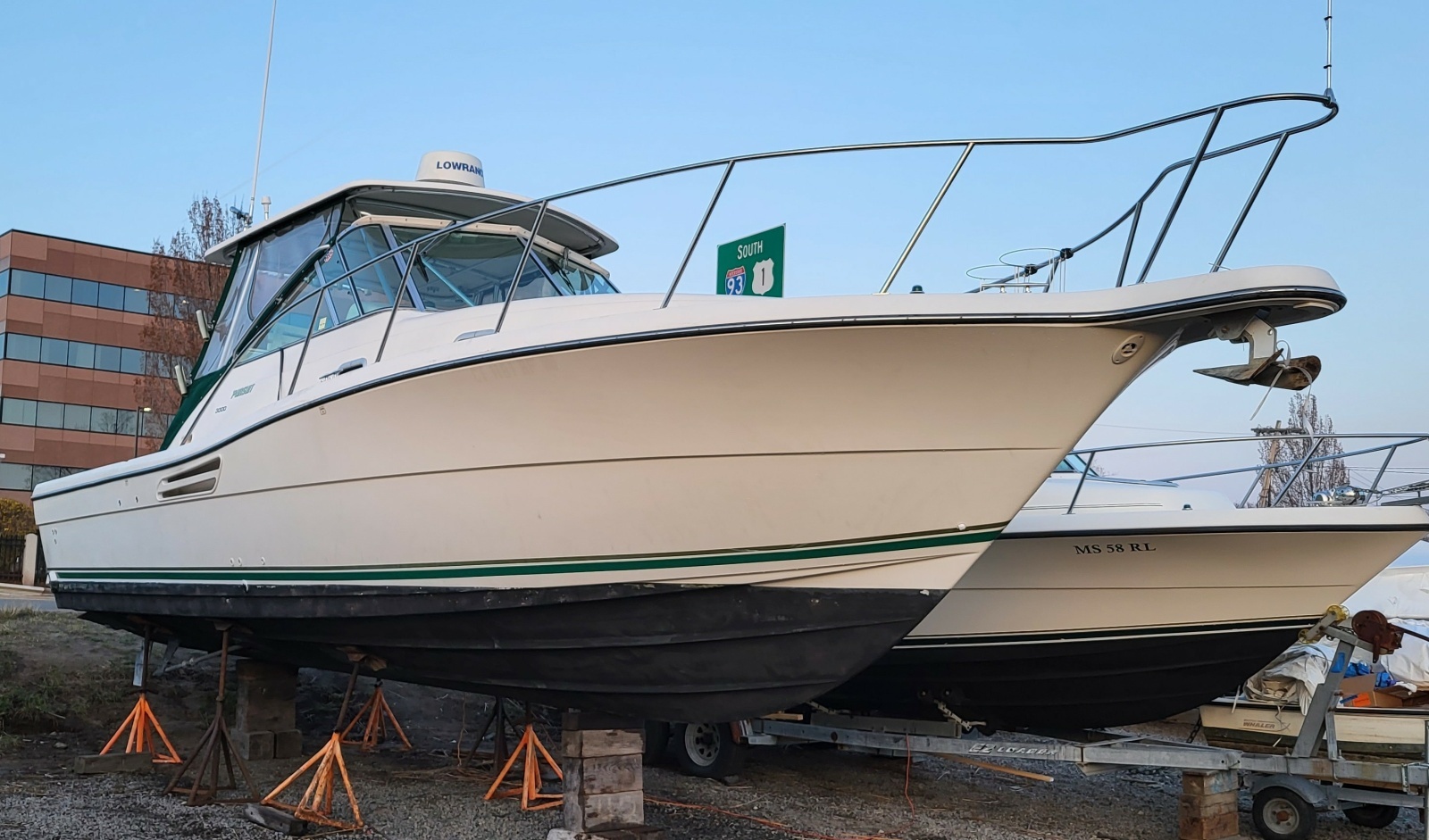 Chasing Rays 30ft Pursuit Yacht For Sale