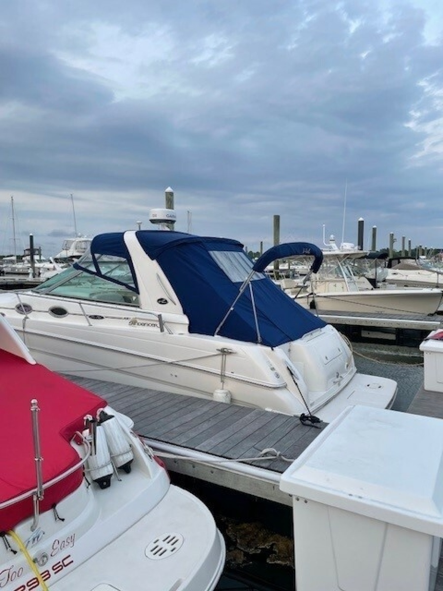 29' 2001 Sea Ray Sundancer