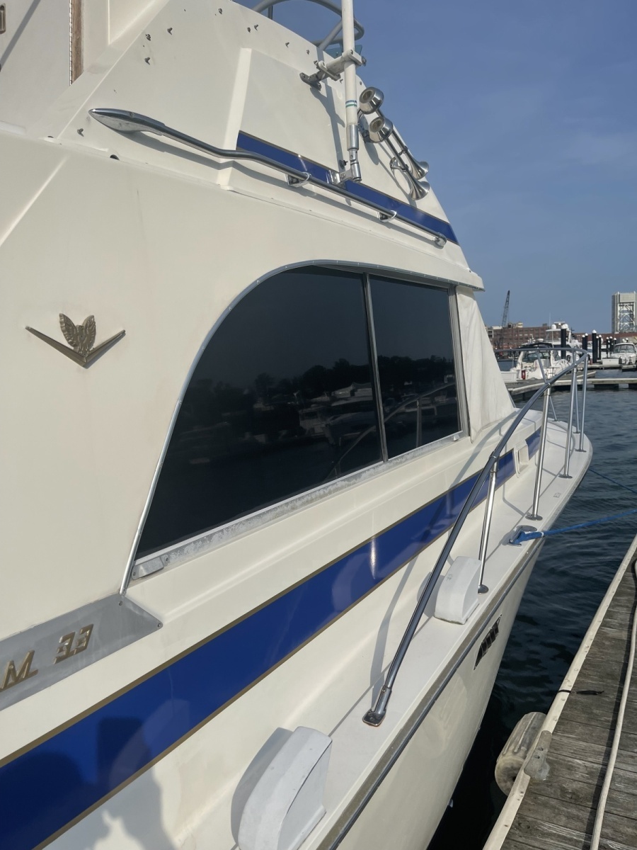 1985 Bertram Flybridge Cruiser