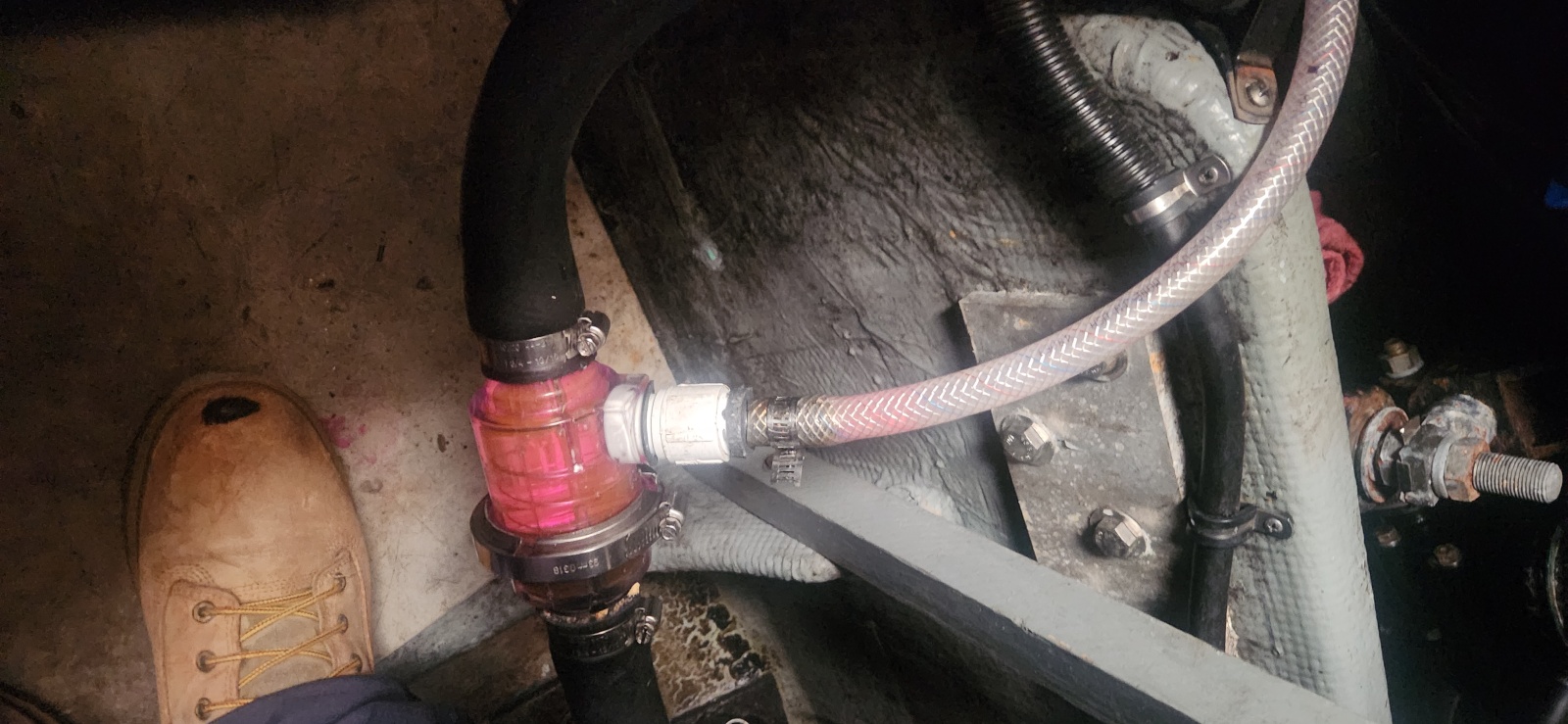 33' 1985 Bertram Flybridge Cruiser