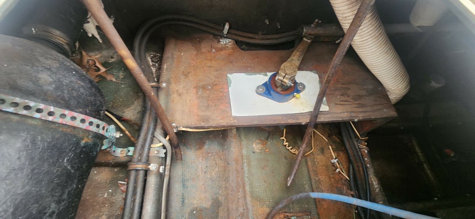 1985 Bertram Flybridge Cruiser