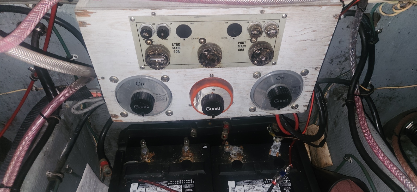 1985 Bertram Flybridge Cruiser