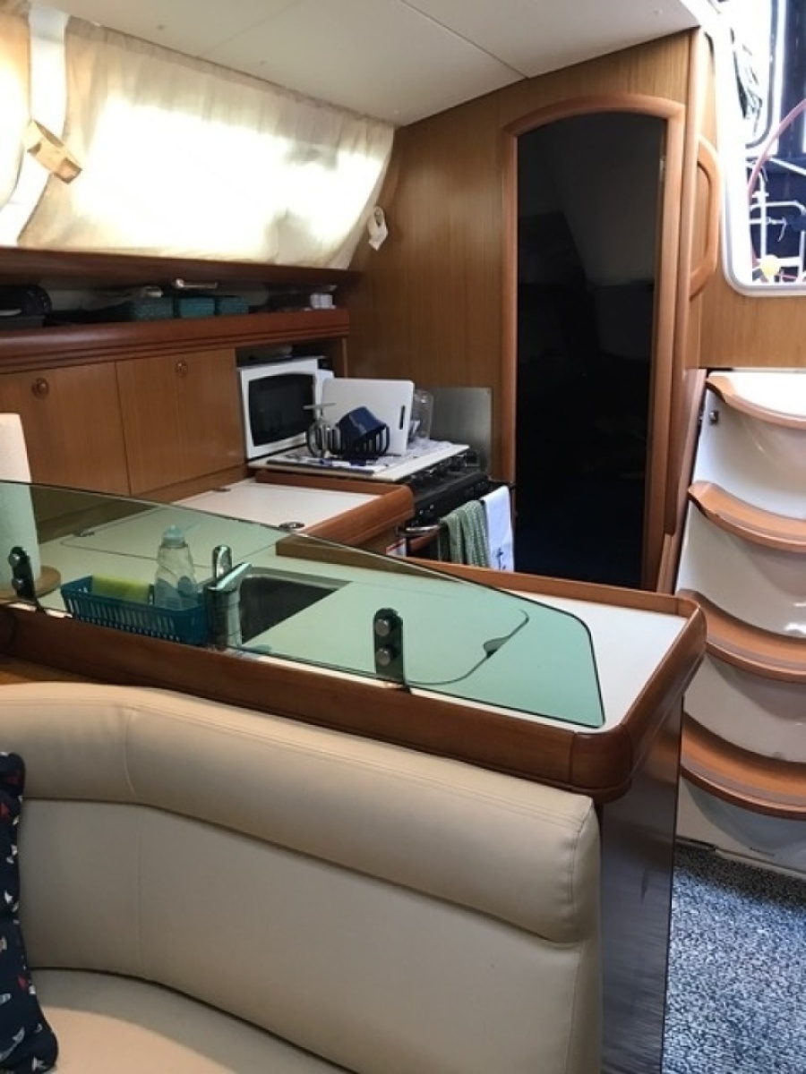 36' 2007 Jeanneau Jeanneau Oceanis 36i