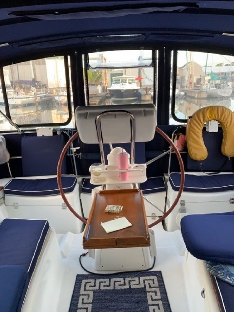 36' 2007 Jeanneau Jeanneau Oceanis 36i