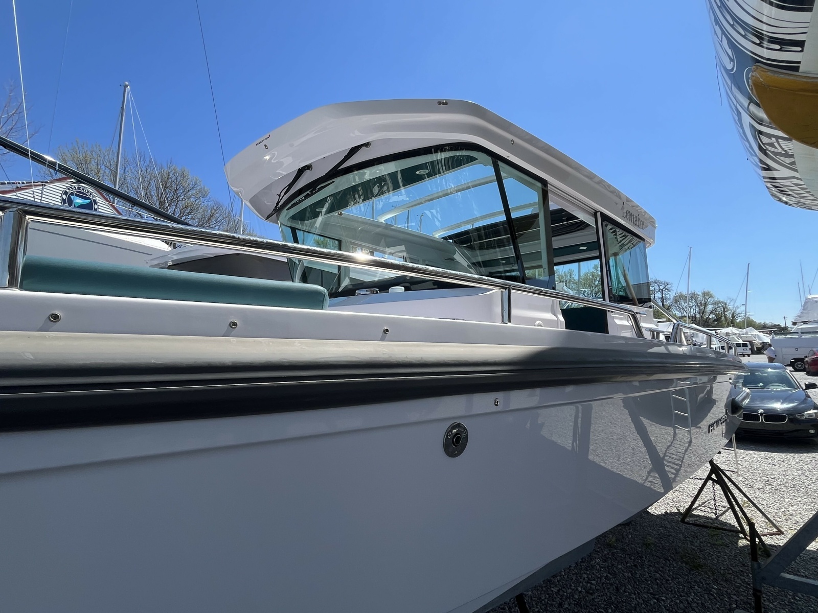 2023 Axopar 28 CABIN