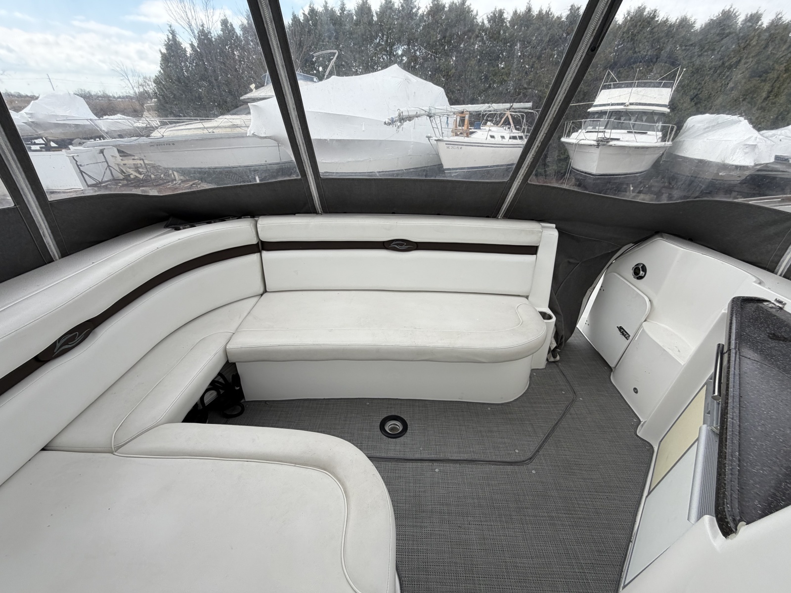 2013 Rinker 360 Express Cruiser