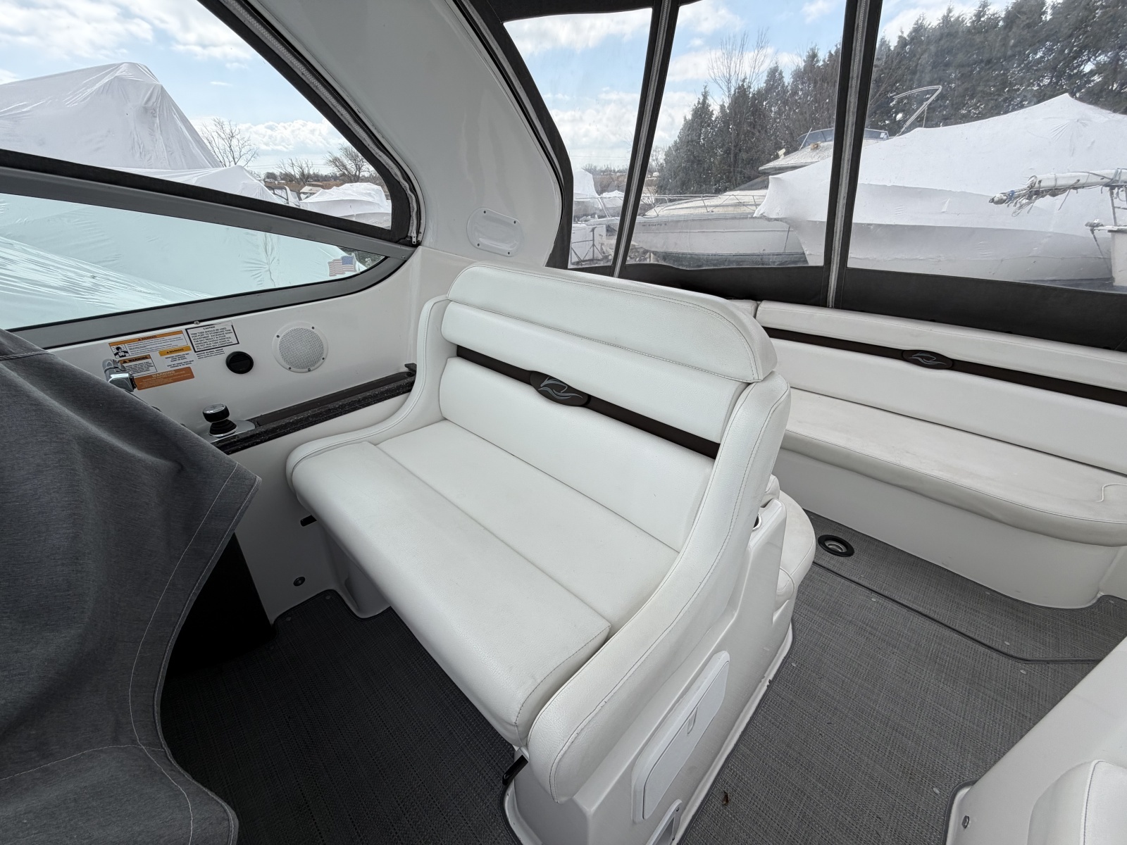 2013 Rinker 360 Express Cruiser