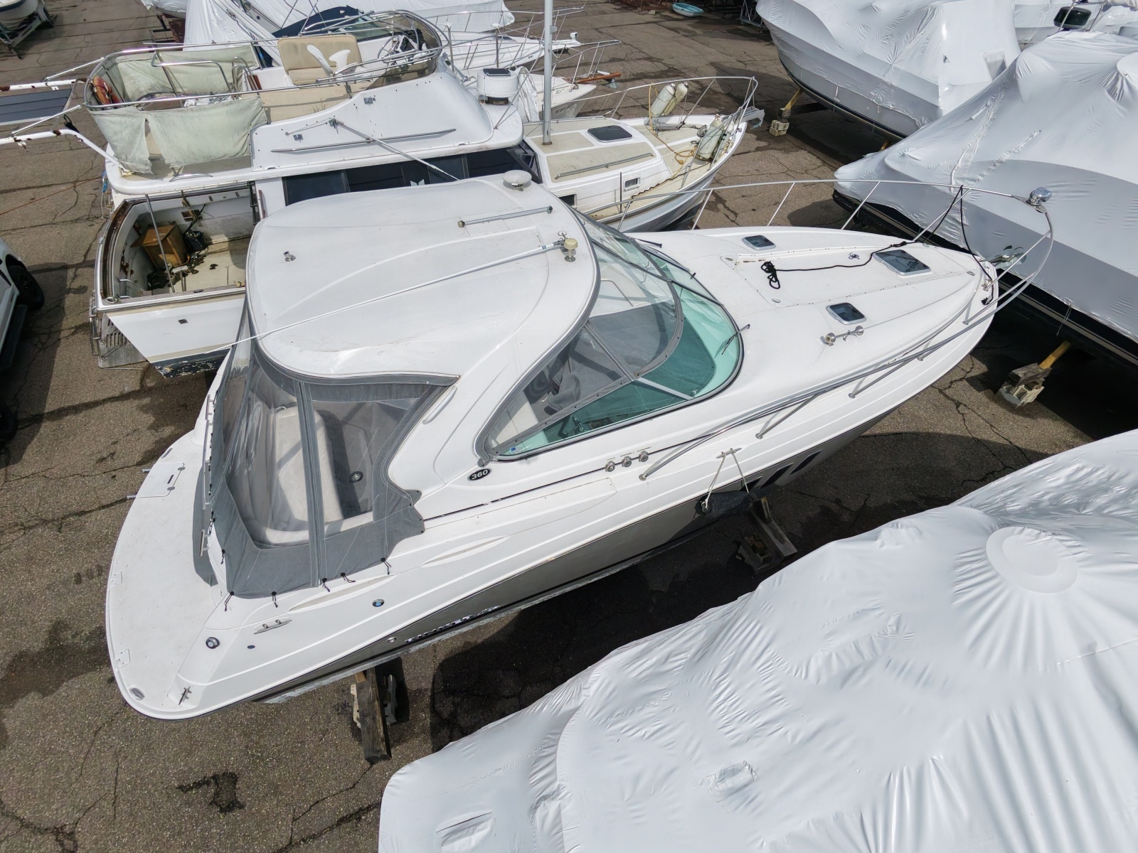 2013 Rinker 360 Express Cruiser