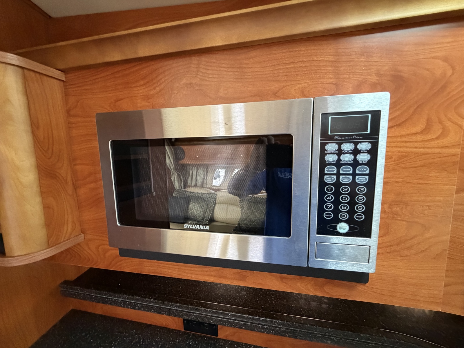 2013 Rinker 360 Express Cruiser