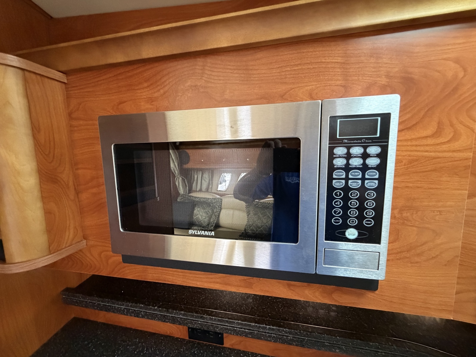 2013 Rinker 360 Express Cruiser