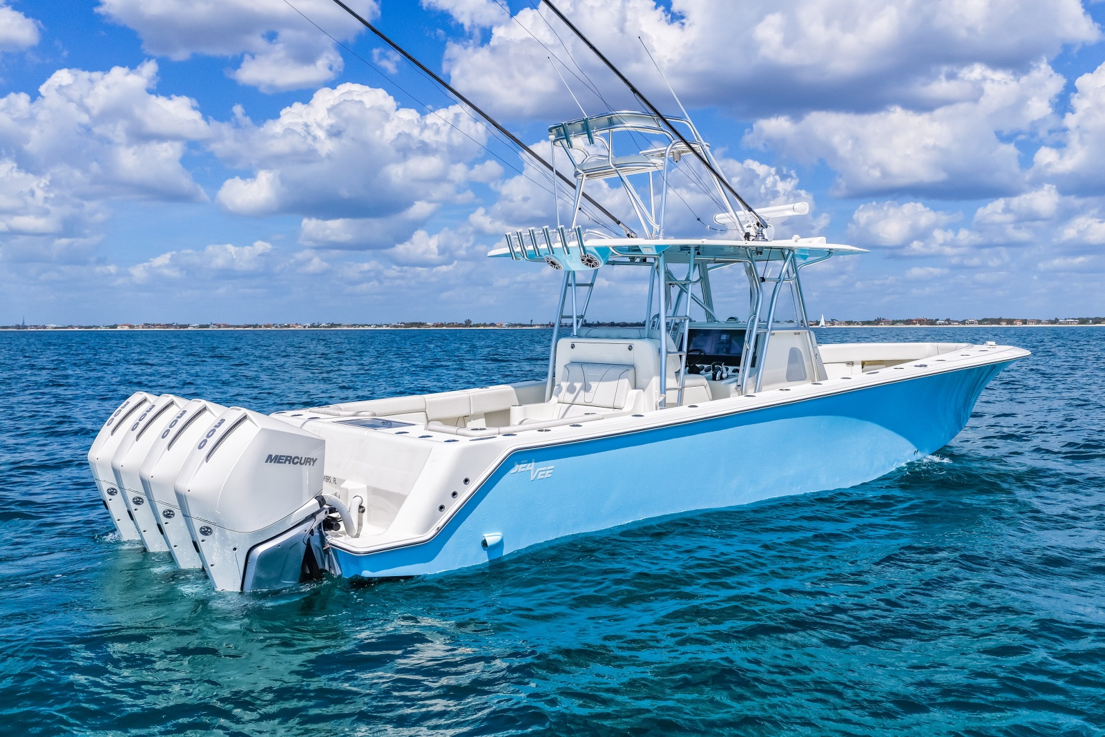 39' 2021 SeaVee 390B