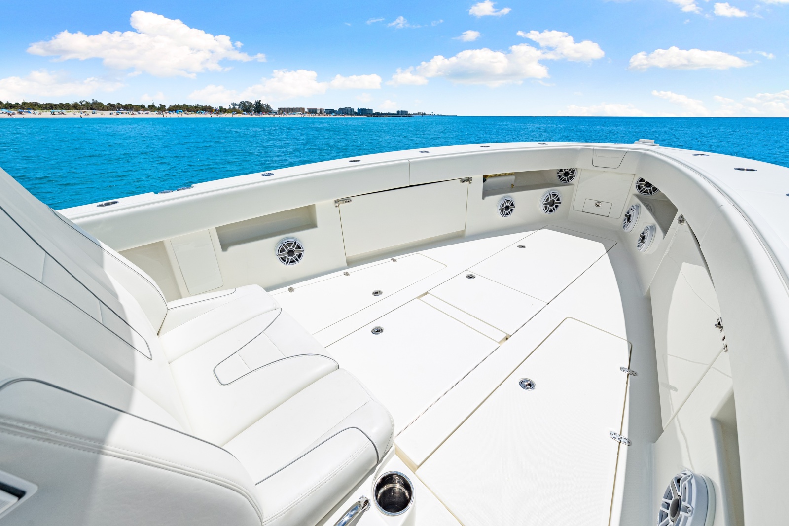 39' 2021 SeaVee 390B