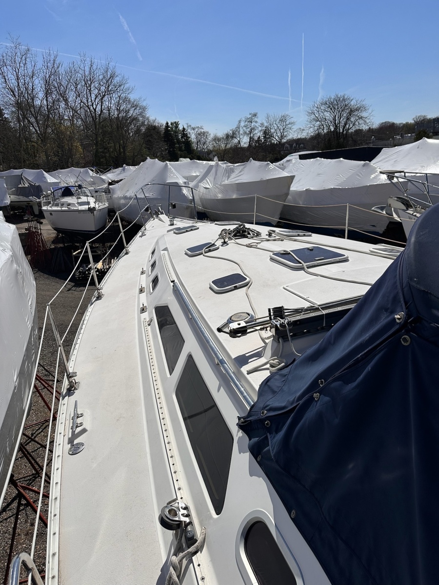 41' 2002 Catalina 400 mkII