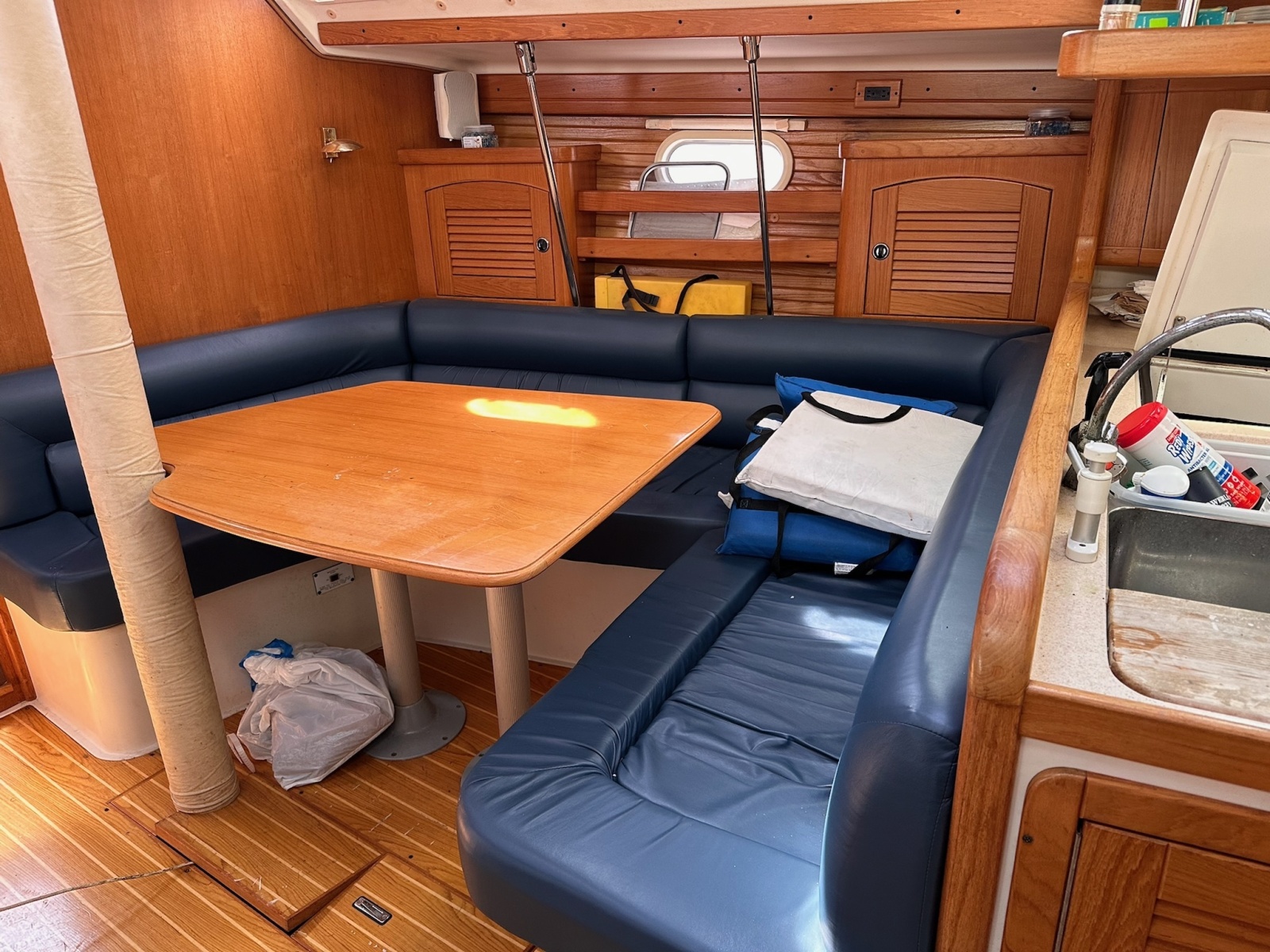 41' 2002 Catalina 400 mkII