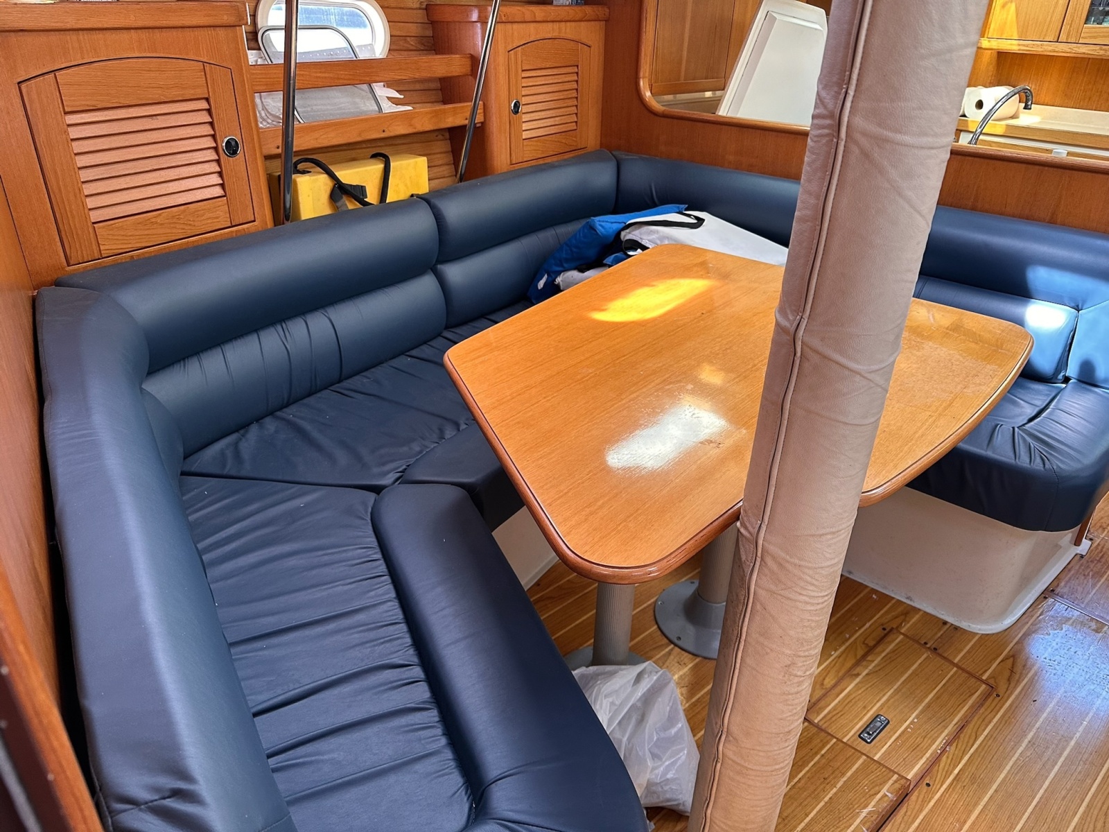 41' 2002 Catalina 400 mkII