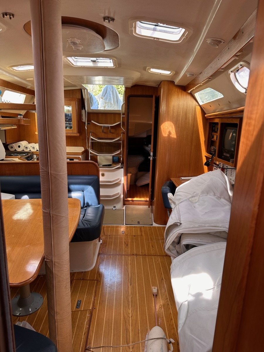 41' 2002 Catalina 400 mkII