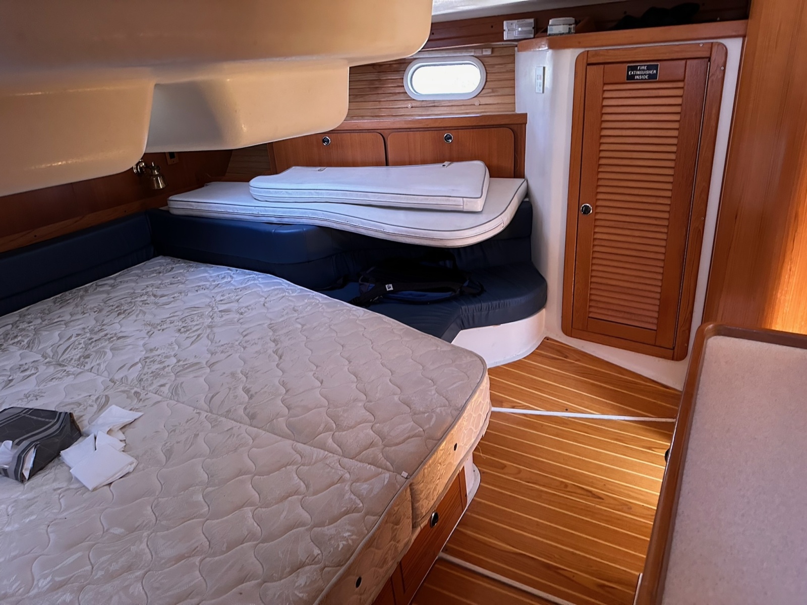 41' 2002 Catalina 400 mkII