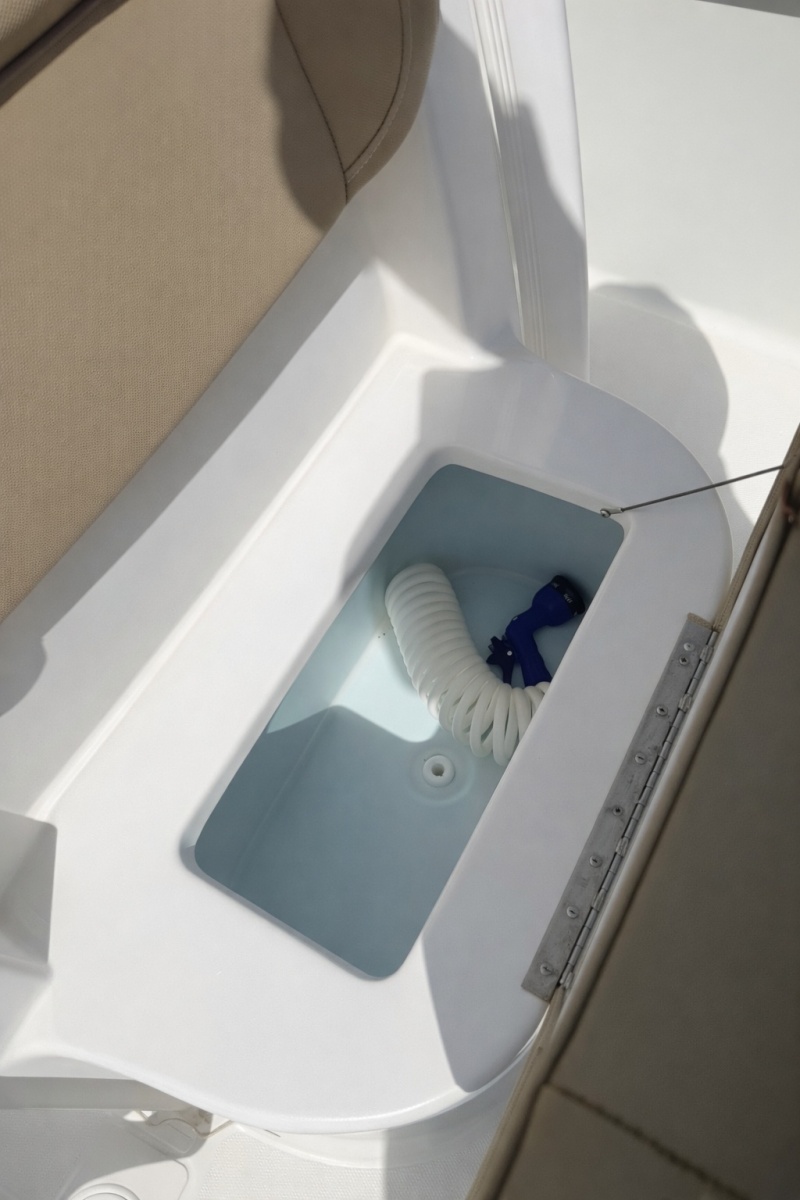 23' 2018 Sea Hunt Ultra 234