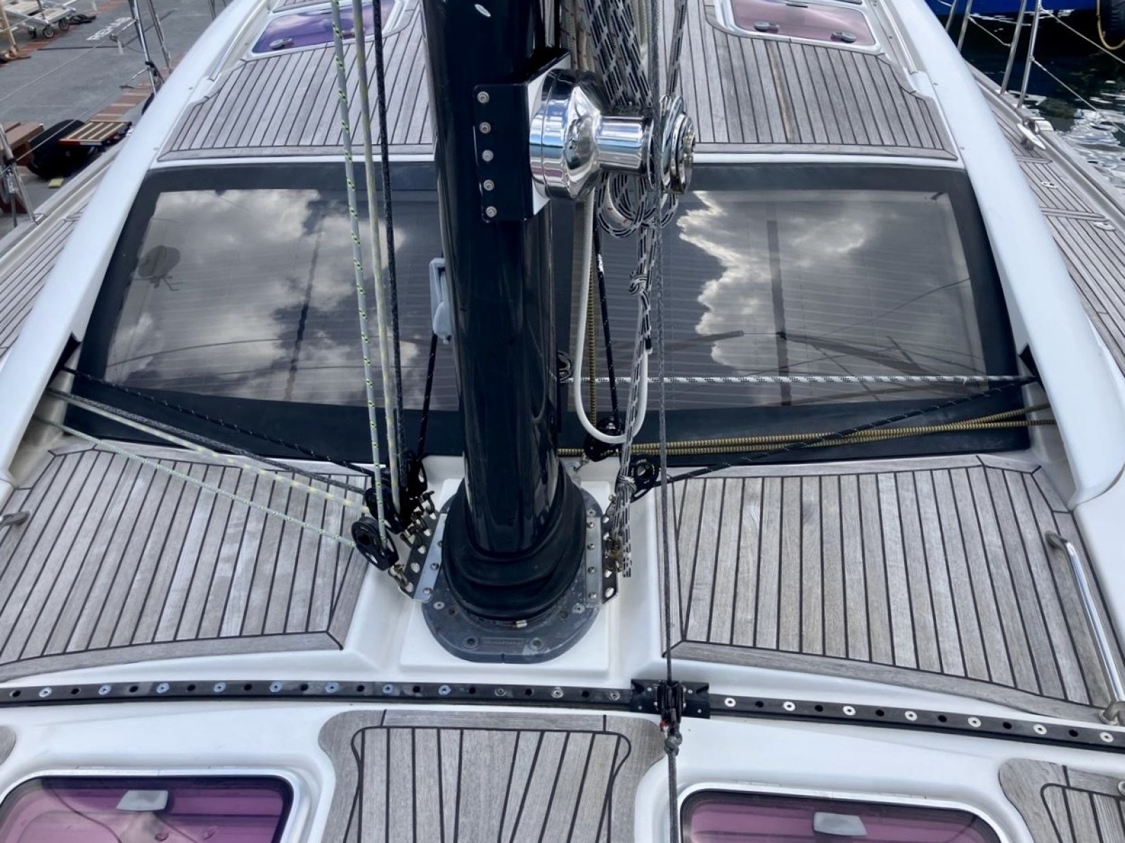 55' 2011 Wauquiez Pilot Saloon 55