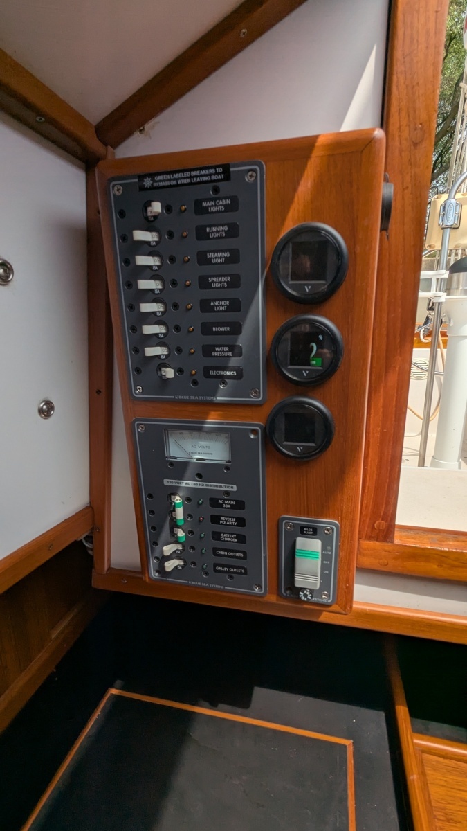 Intrepid 32ft Chesapeake Yacht For Sale