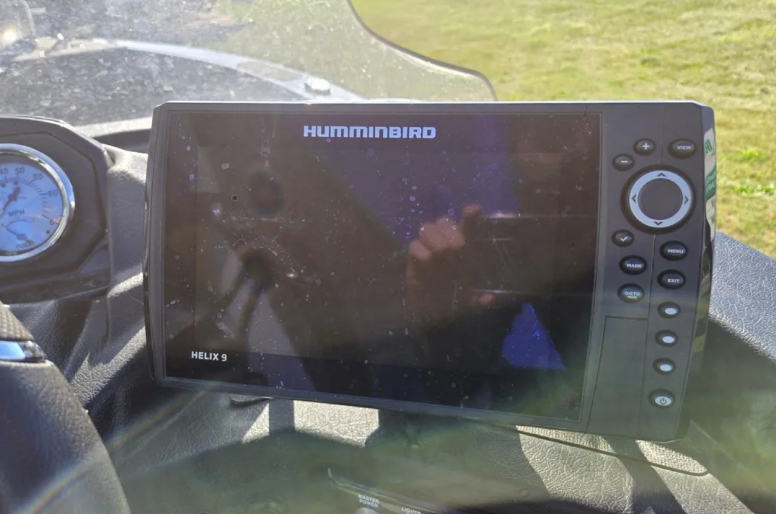 18ft Crestliner Yacht For Sale