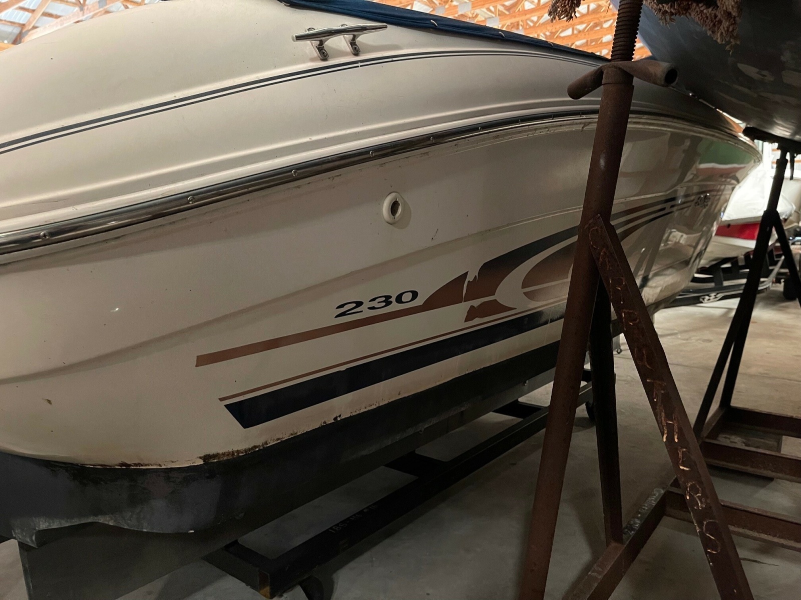 23ft Sea Ray Yacht For Sale