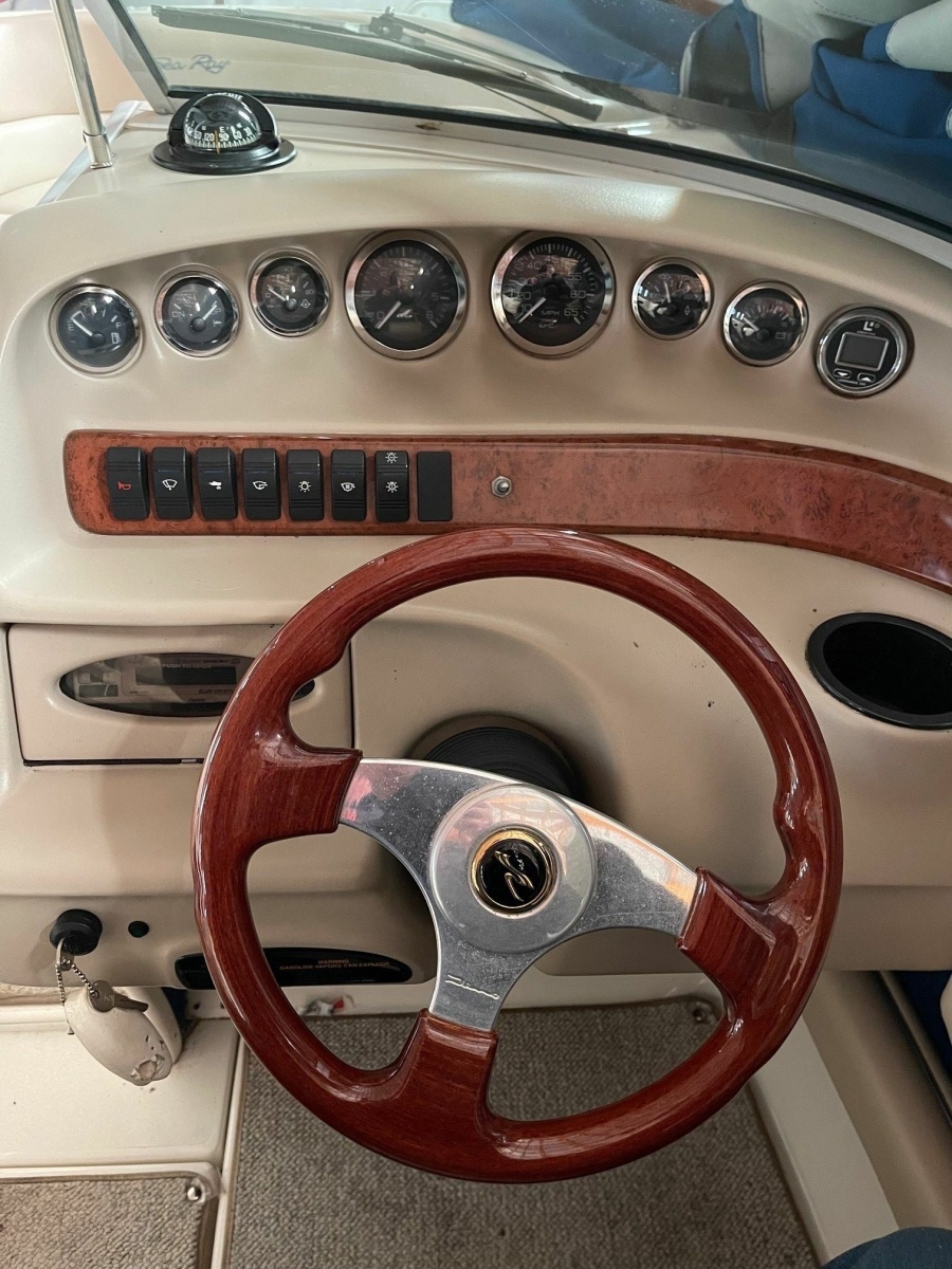 23ft Sea Ray Yacht For Sale