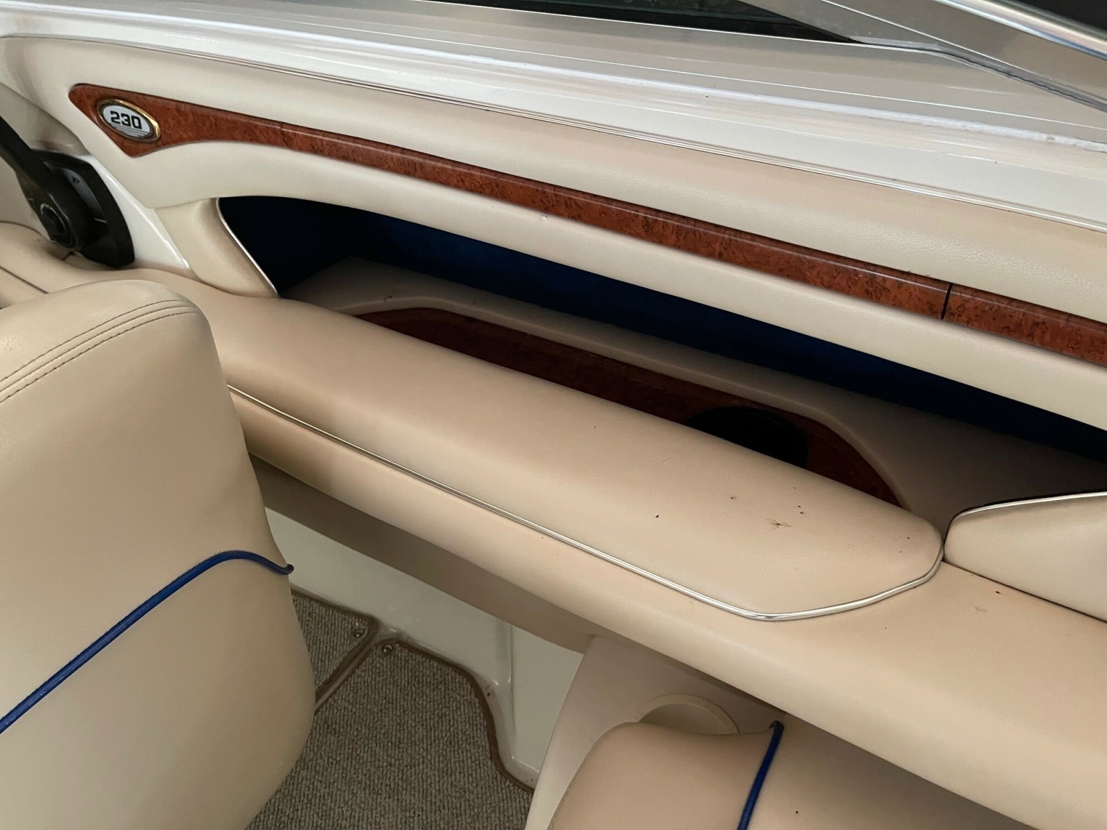 23ft Sea Ray Yacht For Sale