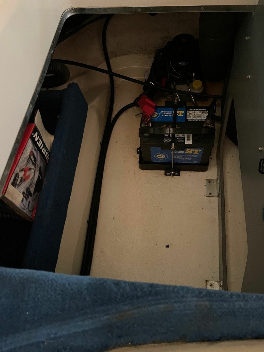 23ft Sea Ray Yacht For Sale