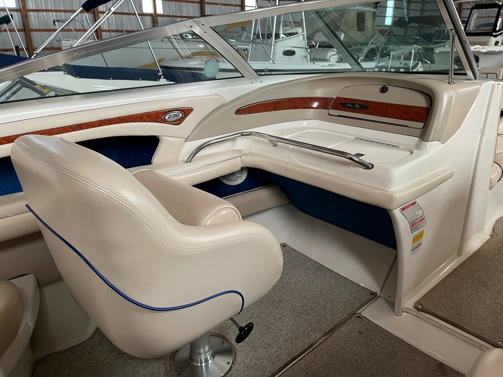 23ft Sea Ray Yacht For Sale
