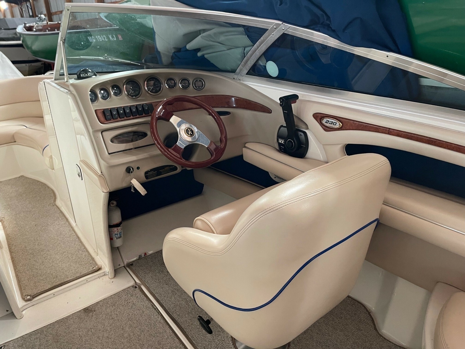 23ft Sea Ray Yacht For Sale