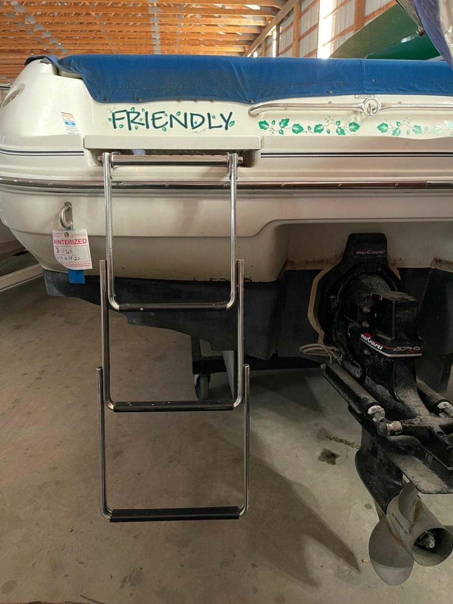 23ft Sea Ray Yacht For Sale