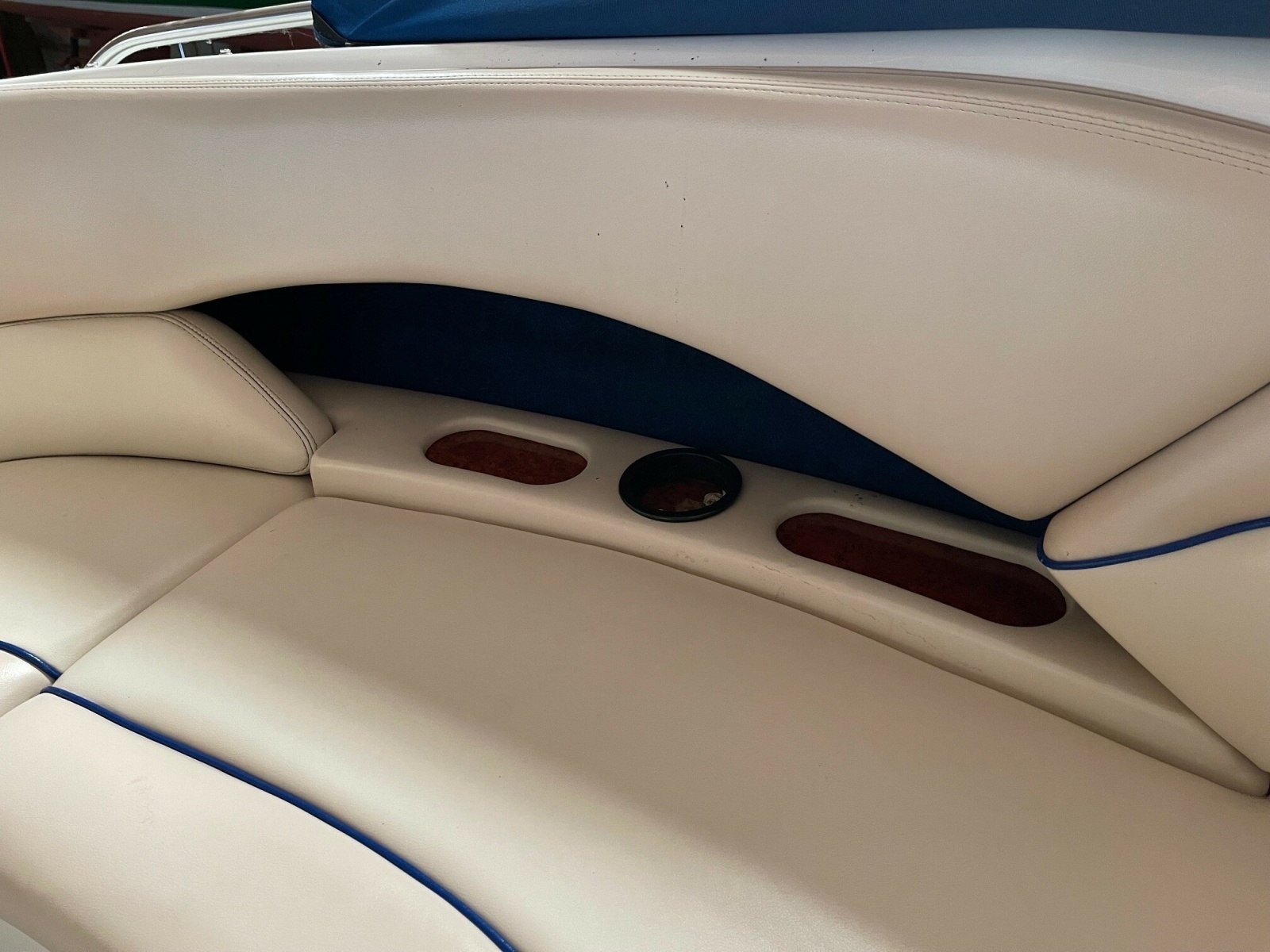 23ft Sea Ray Yacht For Sale