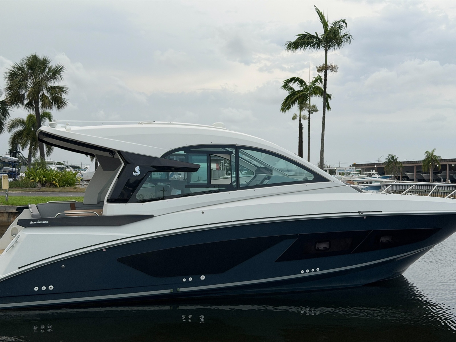 2023 Beneteau Gran Turismo 32