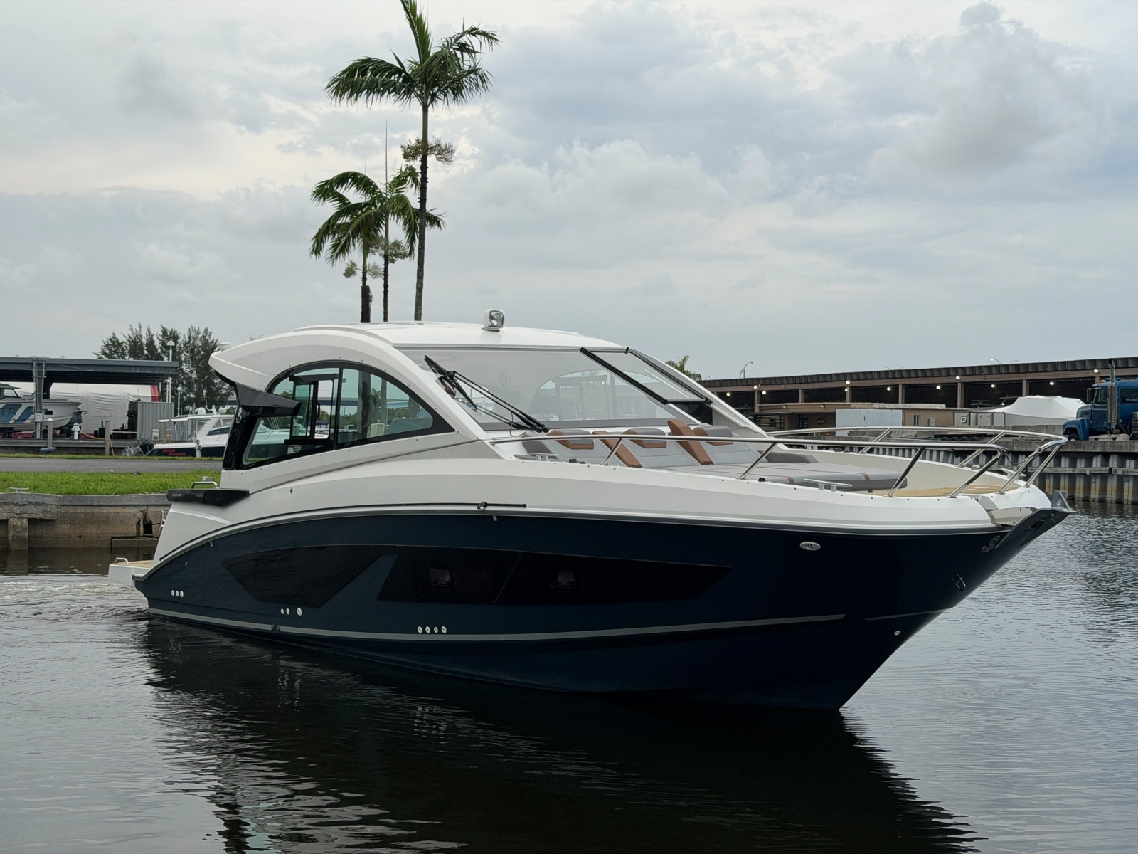 2023 Beneteau Gran Turismo 32