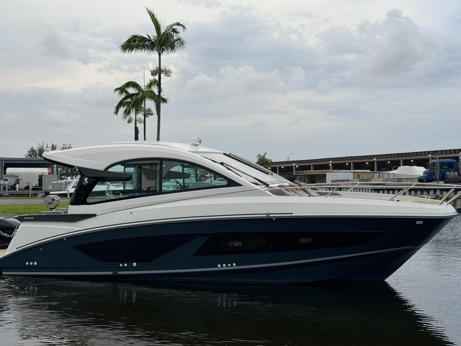 2023 Beneteau Gran Turismo 32