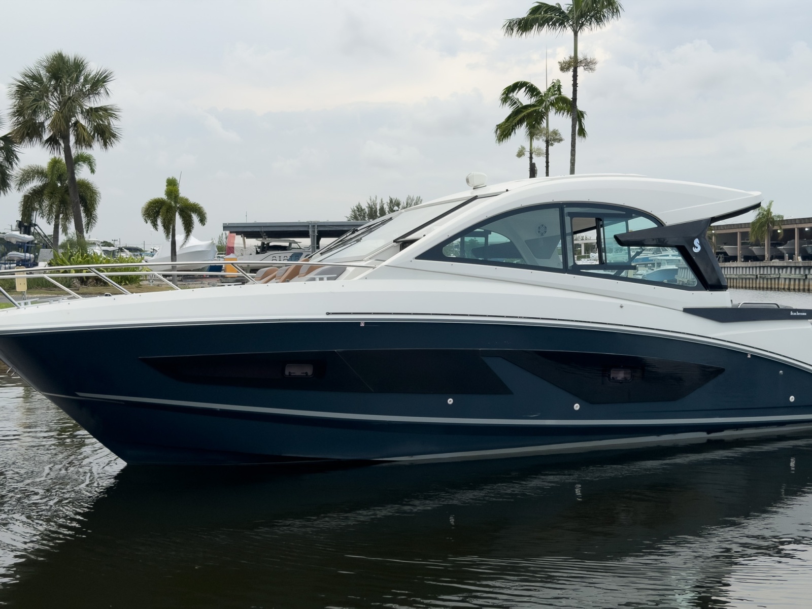 2023 Beneteau Gran Turismo 32