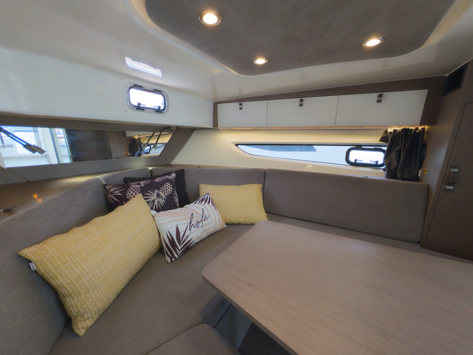 2023 Beneteau Gran Turismo 32