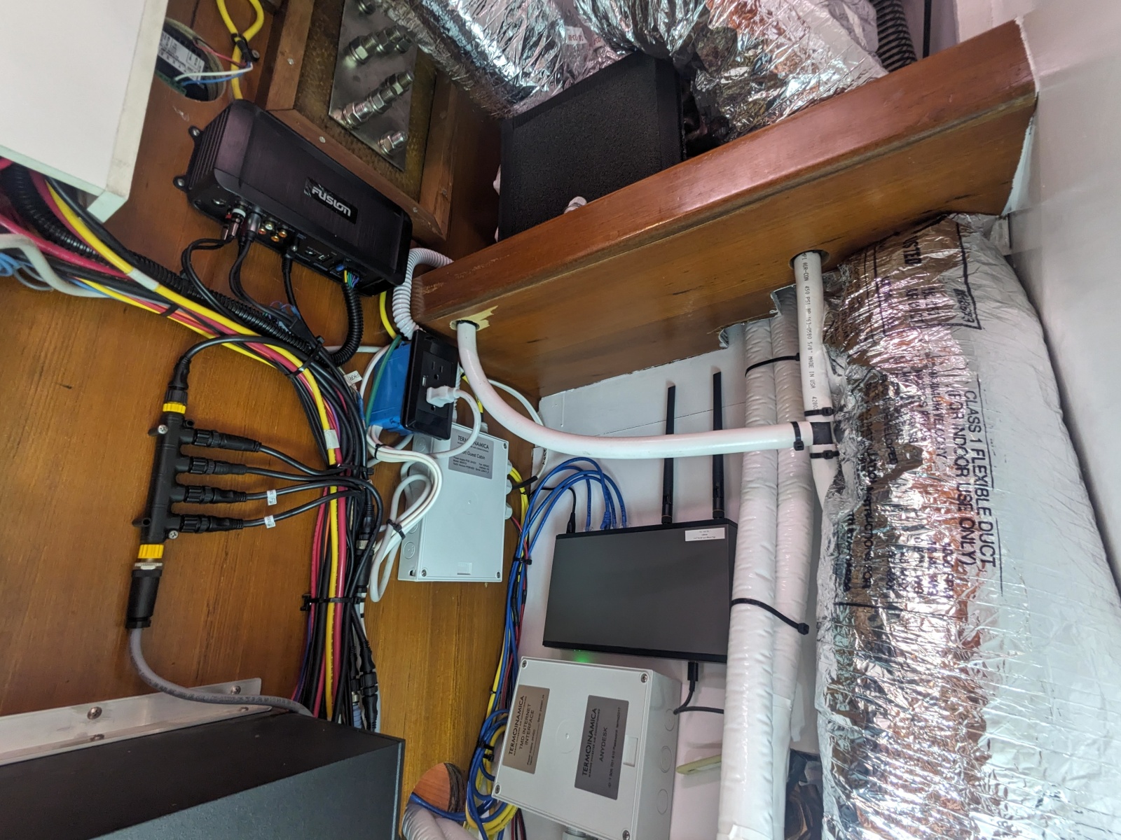 42' 1984 Tayana Vancouver 42