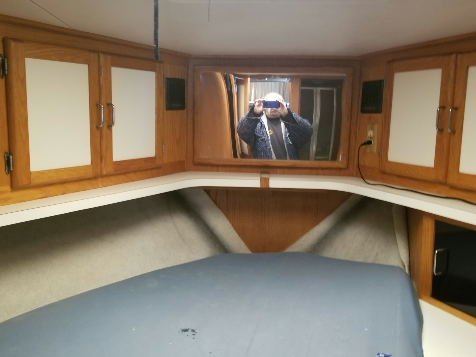 40' 1987 Luhrs Convertible