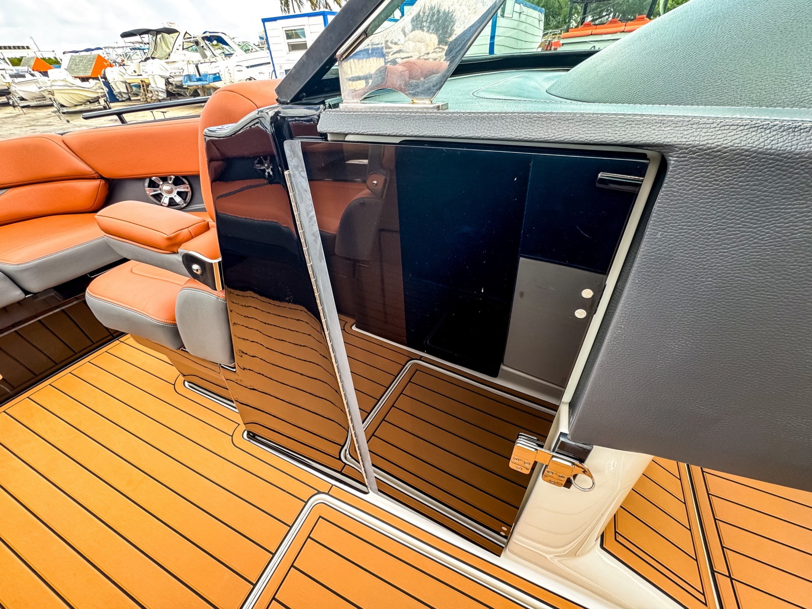 2017 Regal 2800 Bowrider