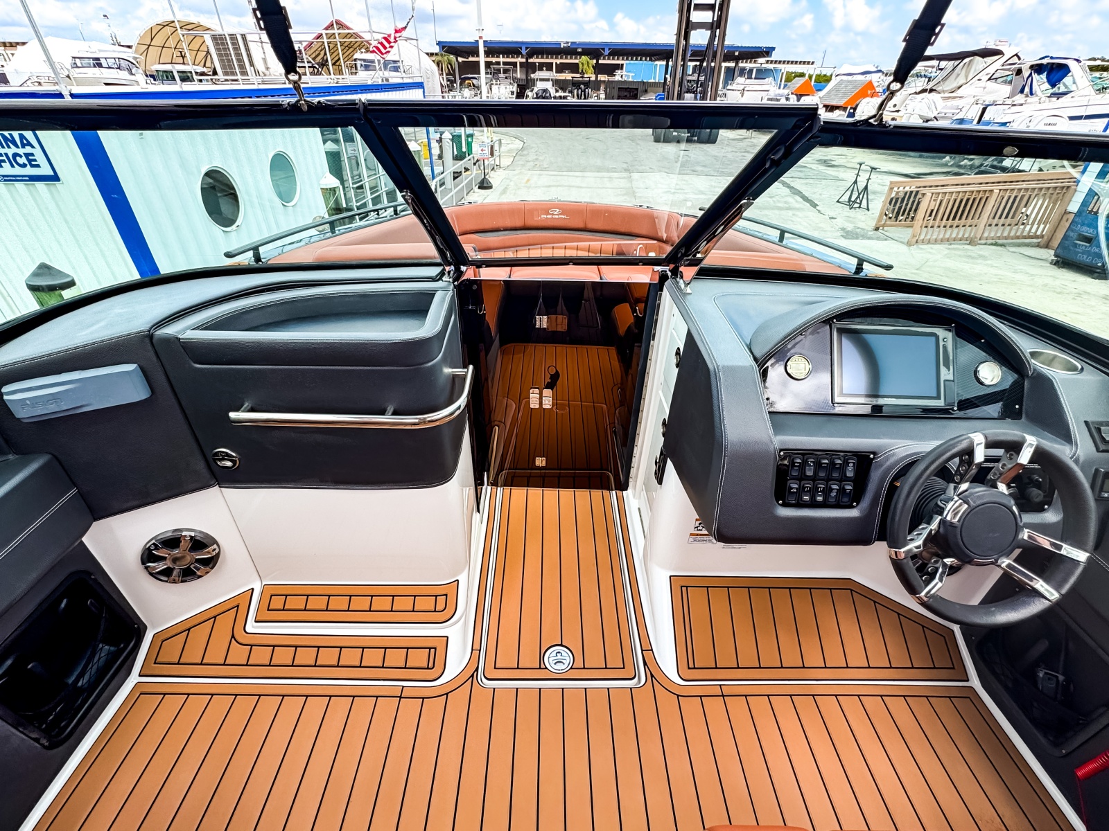 2017 Regal 2800 Bowrider