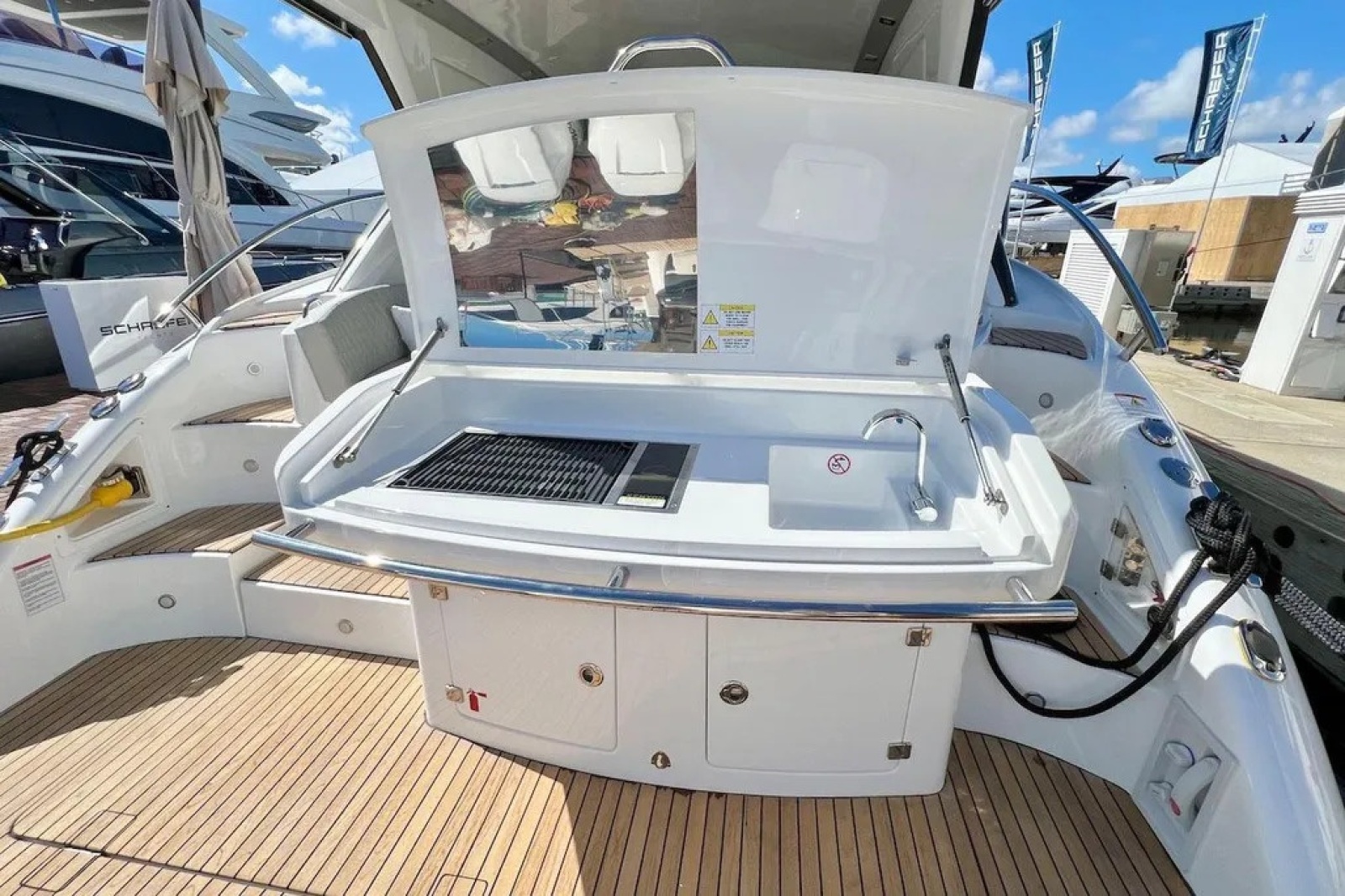 40' 2024 Schaefer 400